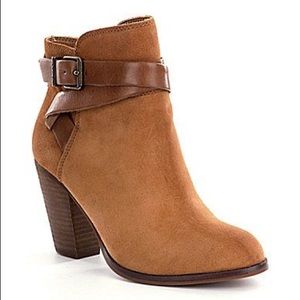 Gianni Bini suede bootie